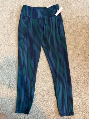 Victoria’s Secret Essential High Rise Pocket Blue Green Camo Leggings NWT Size S